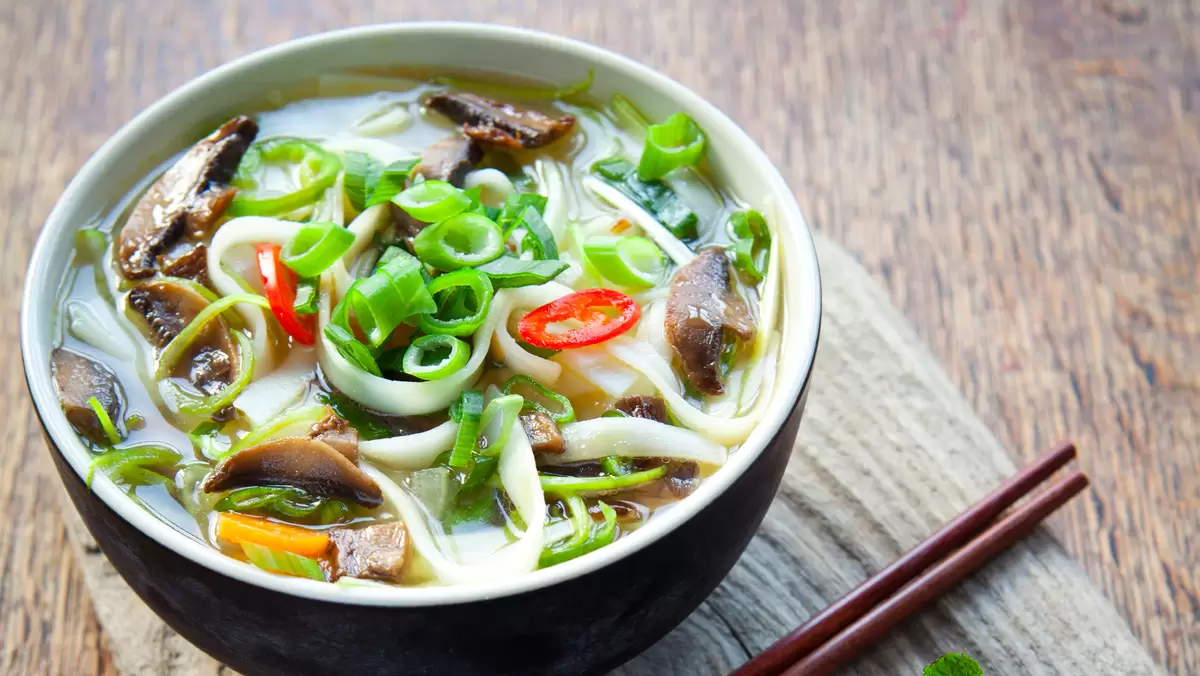 Heart Healthy Asian Veggie Noodle Bowl