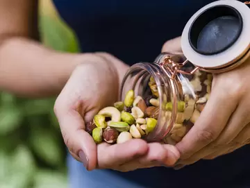 Healthy Snacks to Satisfy Junk Food Cravings