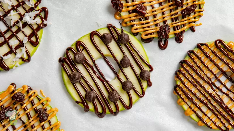 Heart Healthy Drizzled Apple Snacks