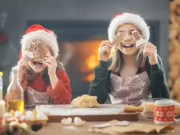10 Santa-Approved Healthy Christmas Cookie Recipes