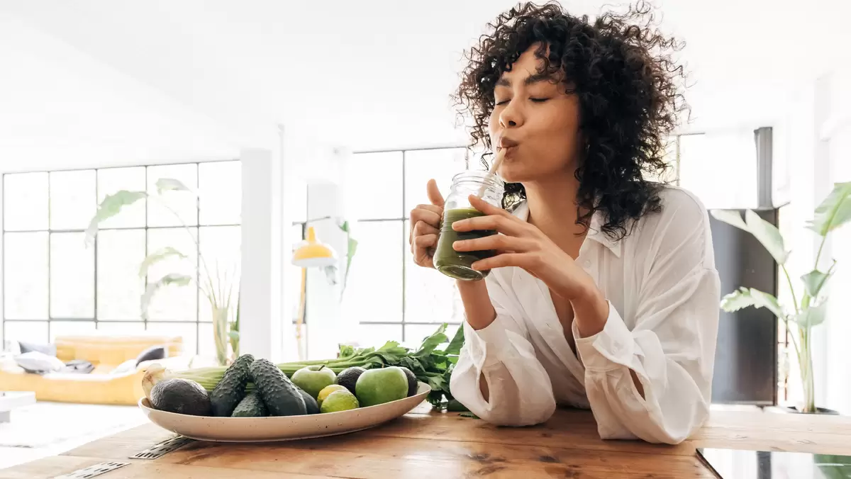 4 Healthy Smoothie Recipes to Kickstart Your New Year's Resolutions