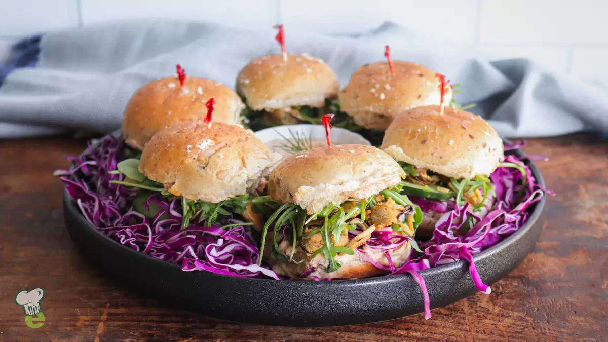 Heart Healthy Smoked Mussel Po' Boy Sliders