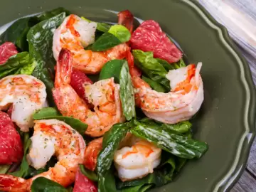Pink Grapefruit and Shrimp Salad