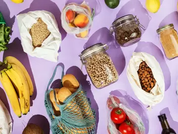 15 Foods to Always Have in Your Kitchen