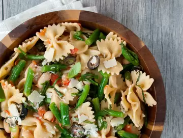 Pasta with Olives and Beans