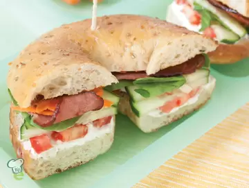 Bagel BLT