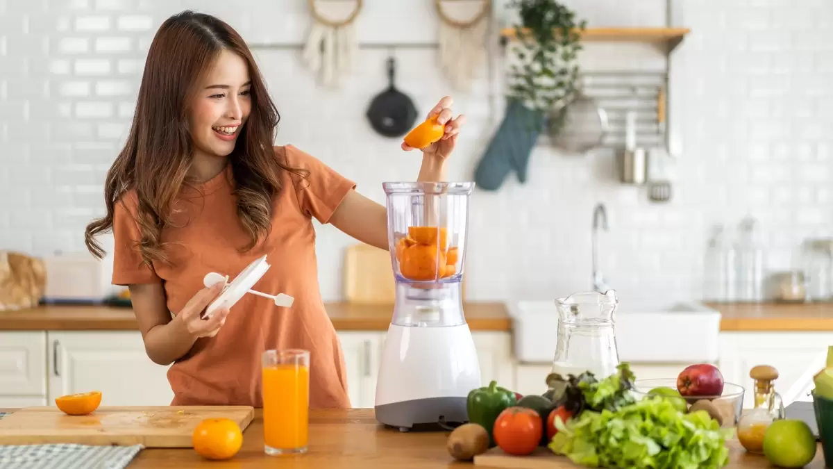 These Are the Best Recipes for Back-to-School Breakfast Smoothies