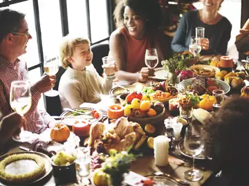 How to Save 1,000 Calories at Holiday Meals