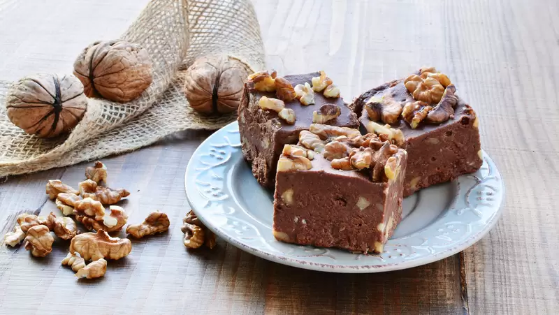 Heart Healthy Chocolate Peanut Butter Fudge