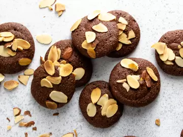 Chocolate Almond Cookies