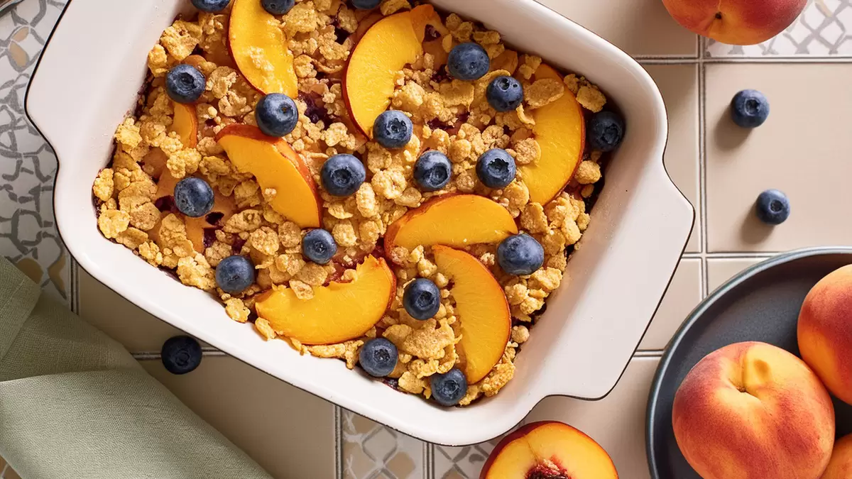 Heart Healthy Peach Blueberry Crisp