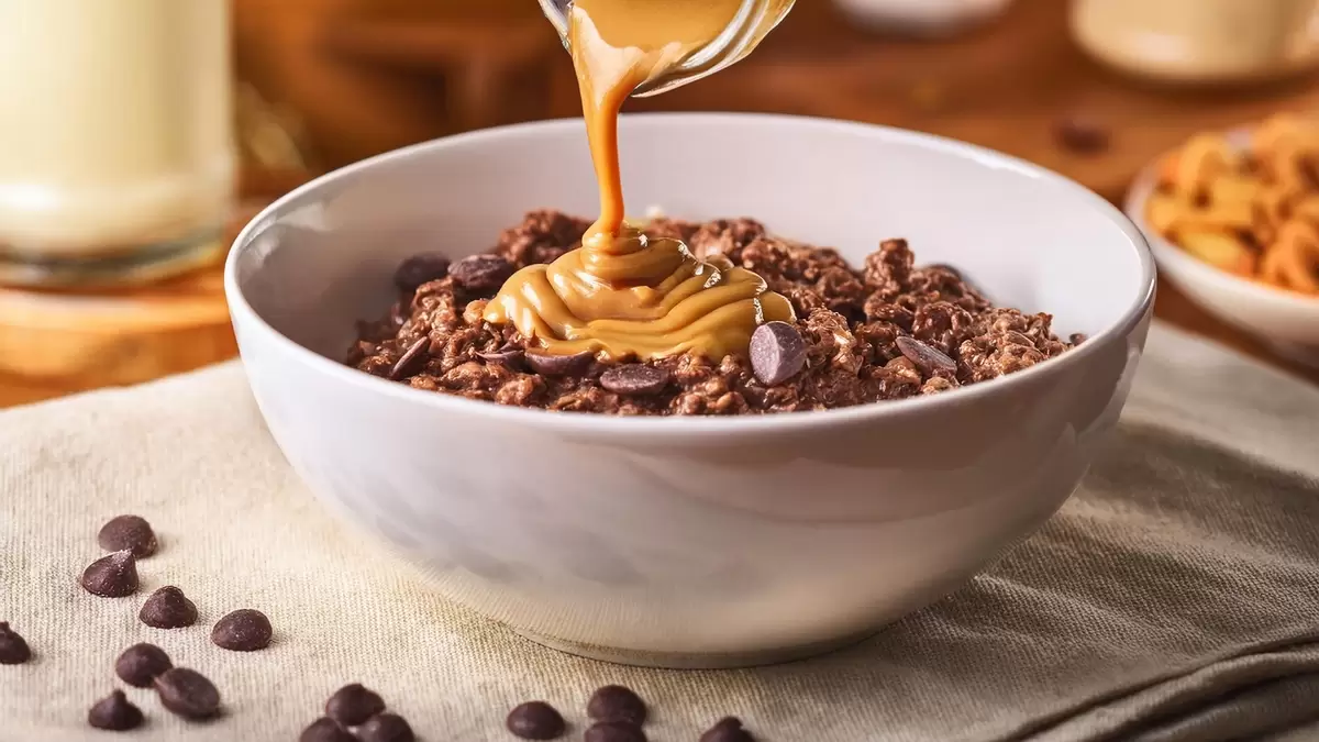 Heart Healthy Chocolate Peanut Butter Overnight Oats