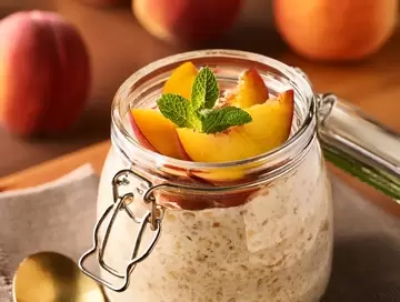 Peach Overnight Oats