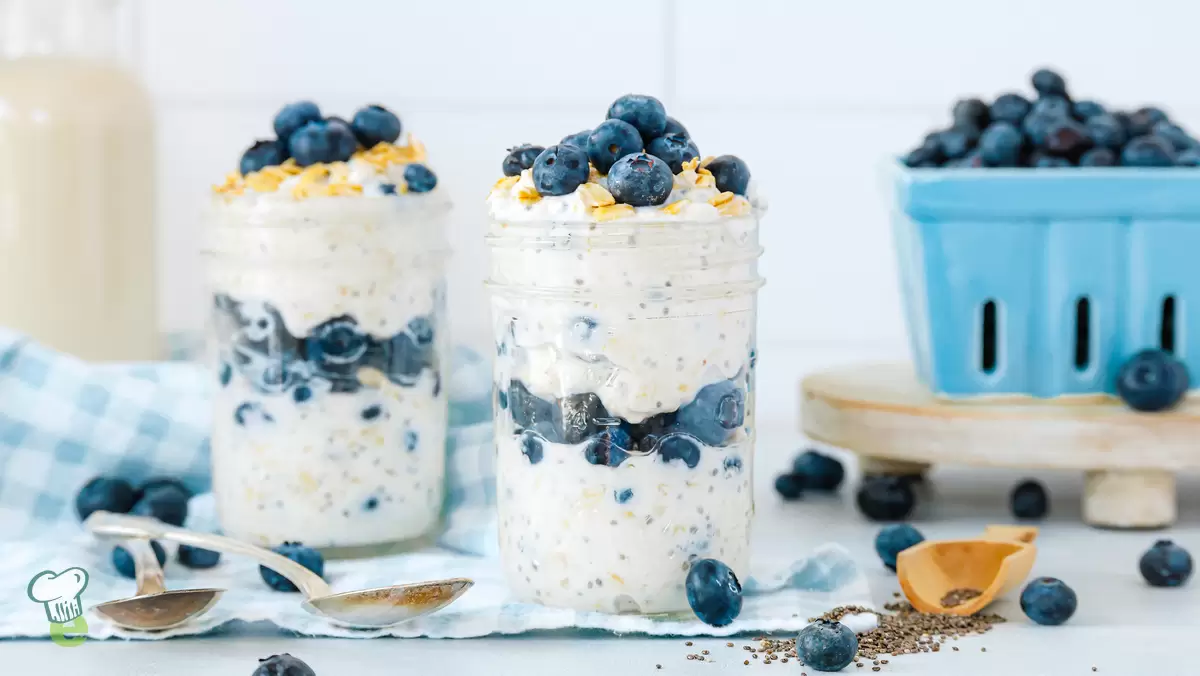 Heart Healthy Blueberry Overnight Oats