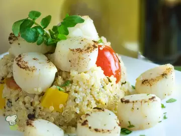Seared Scallops and Quinoa