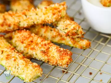 Air Fryer Zucchini Fries