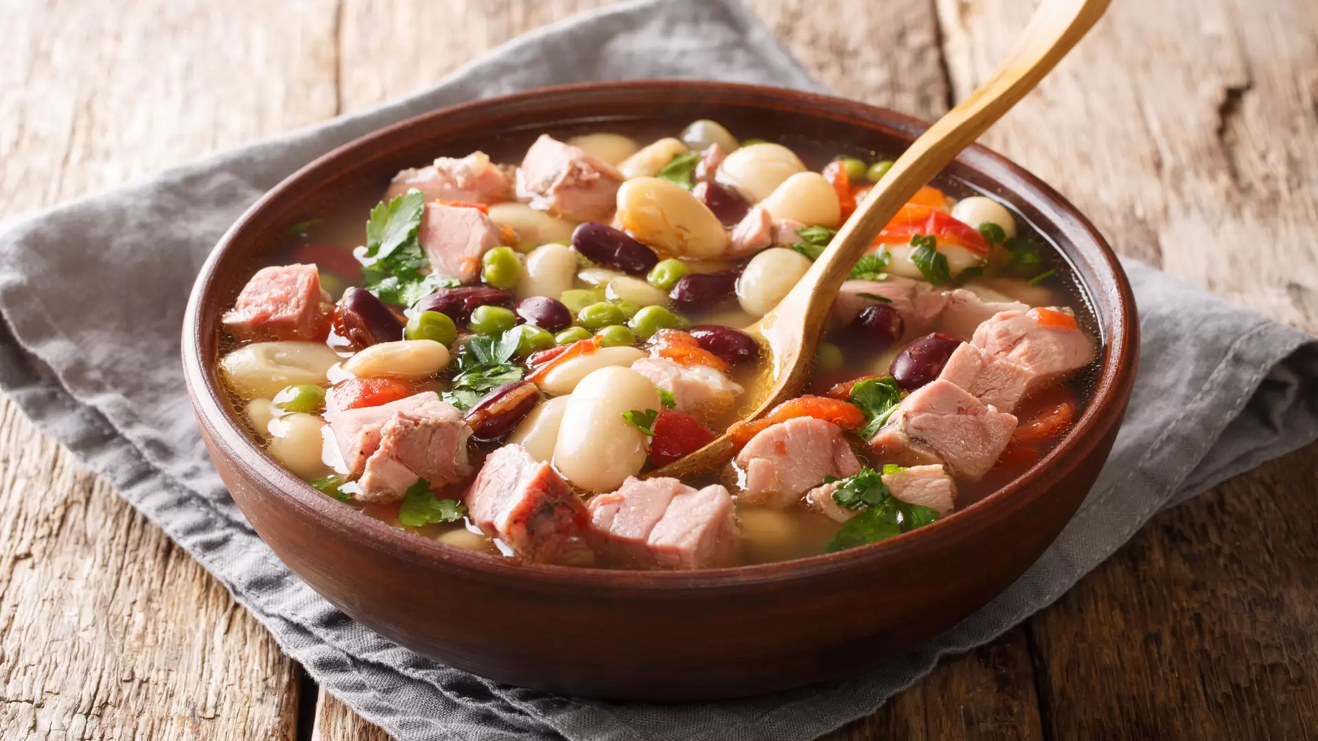 Slow Cooker Ham and Bean Soup