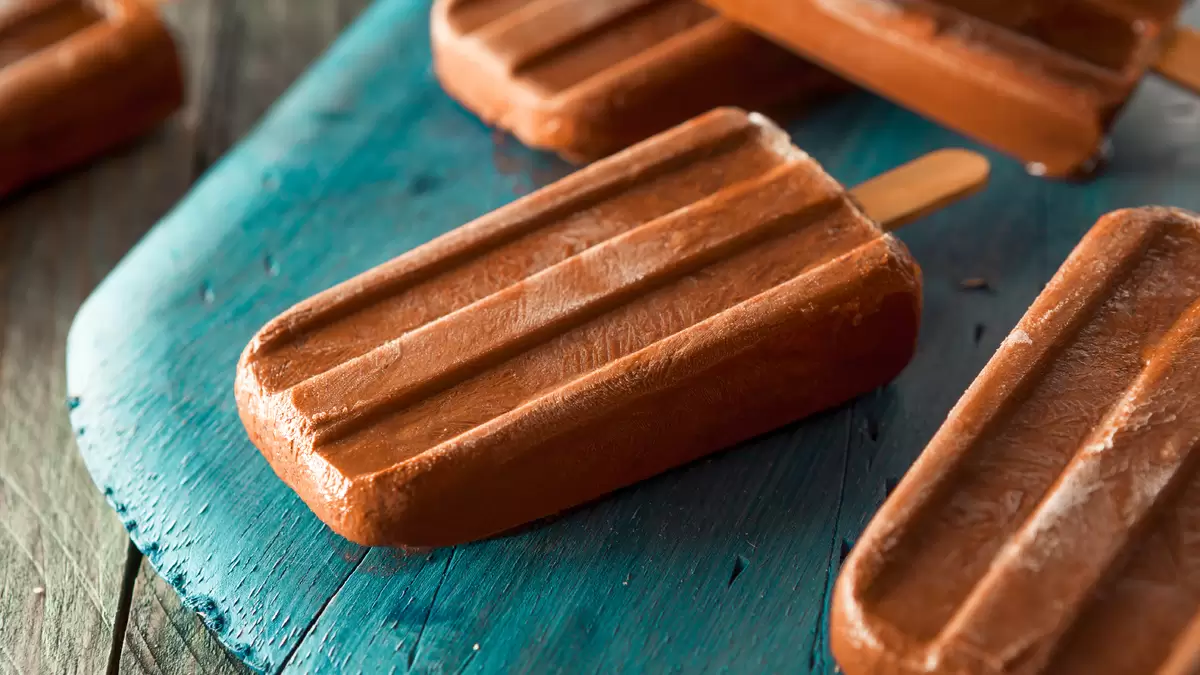 Heart Healthy Chocolate Pudding Pops