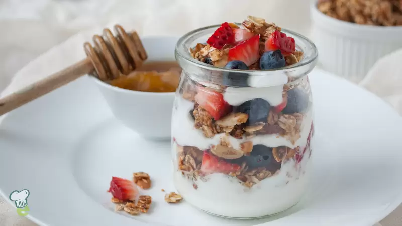 Heart Healthy Honey Yogurt Berry Parfaits