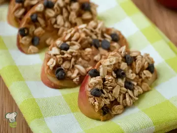 Peanut Butter and Apple Wedges