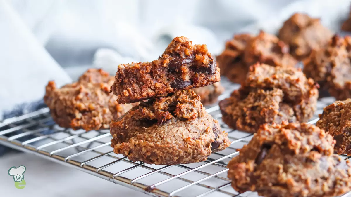 Chocolate Chip Walnut Cookies