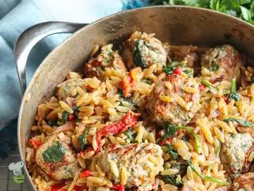 Mediterranean Chicken Meatballs