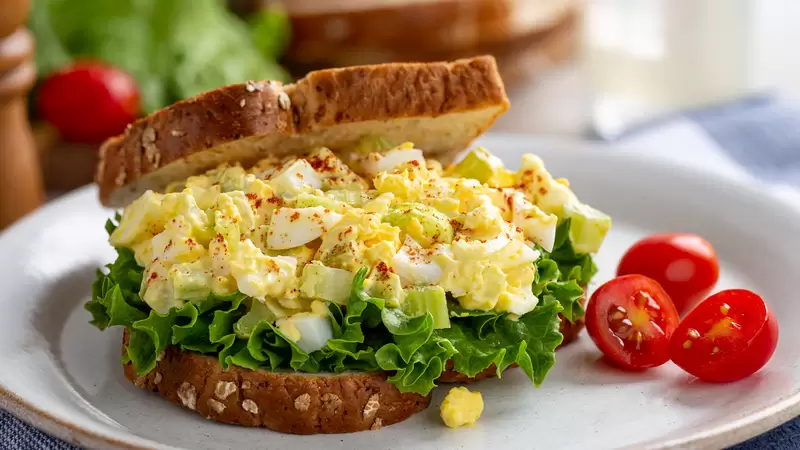 Heart Healthy Egg Salad Sandwich