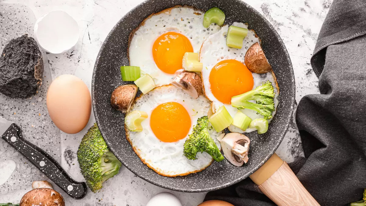 Are Eggs Healthy? Extra Large Egg Nutrition and Other Egg Facts