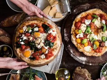 10 Pizza Side Dishes You’ll Love