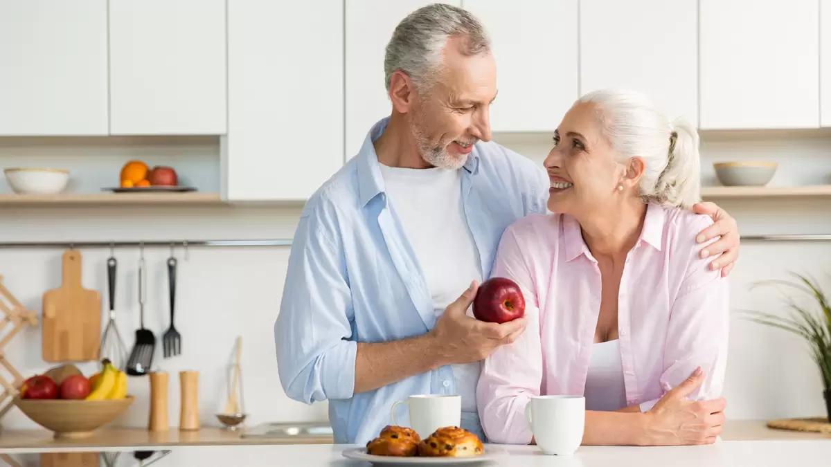 9 Healthy Snacks for Seniors