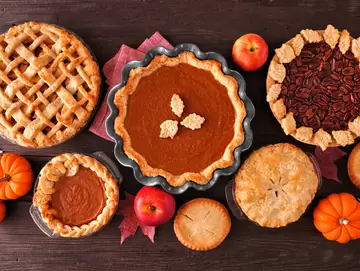 Healthy Thanksgiving Desserts Everyone Will Love