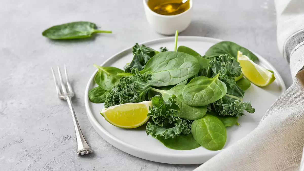 10 Easy and Healthy Spinach and Kale Recipes