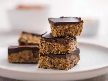 7 Delicious Low FODMAP Desserts l Healthy & Gut-Friendly