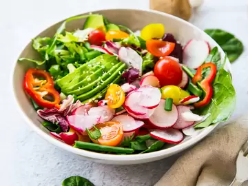 10 Low Calorie Salads for Weight Loss