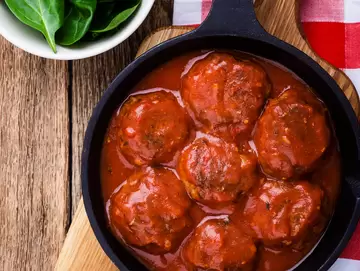 Spinach Meatballs with Tomato Sauce