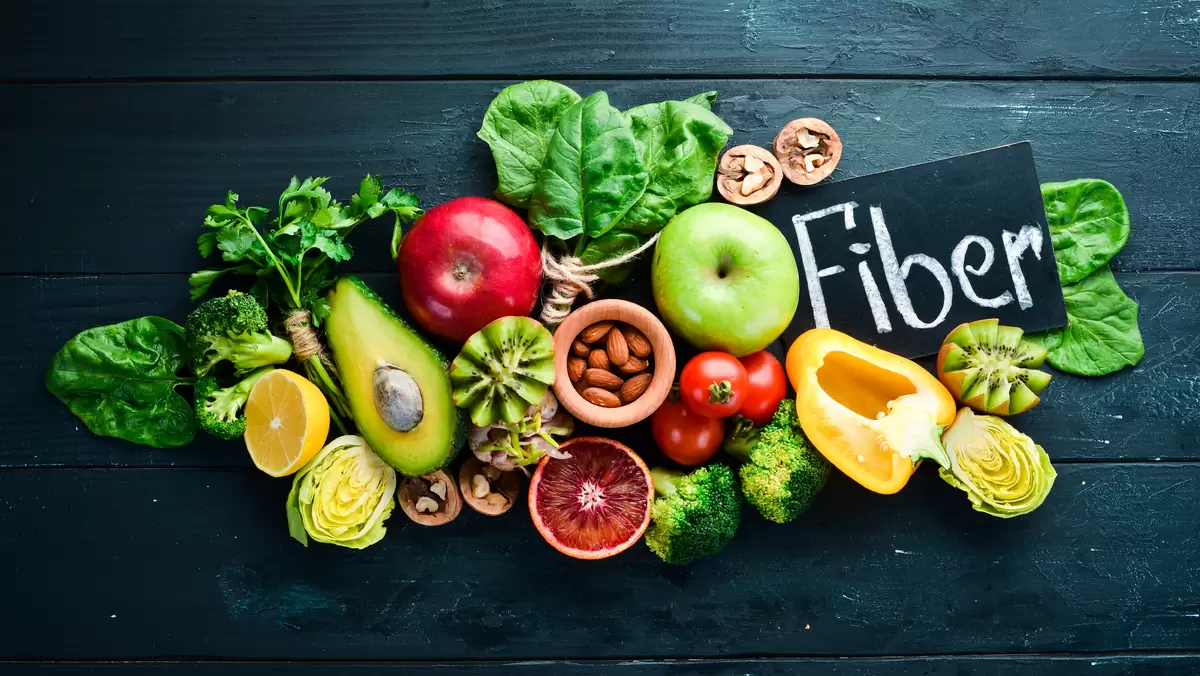 Fibermaxxing: The Benefits and Drawbacks of High Fiber Foods