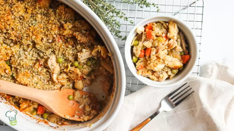 Healthy Chicken Pot Pie Casserole