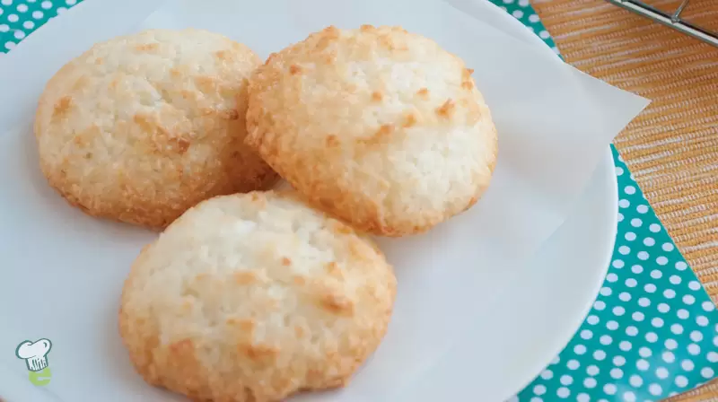 Heart Healthy Coconut Macaroons