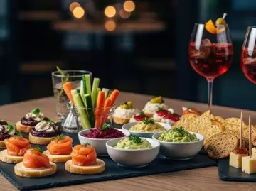 Healthy Holiday Appetizers That Won’t Derail Your Goals