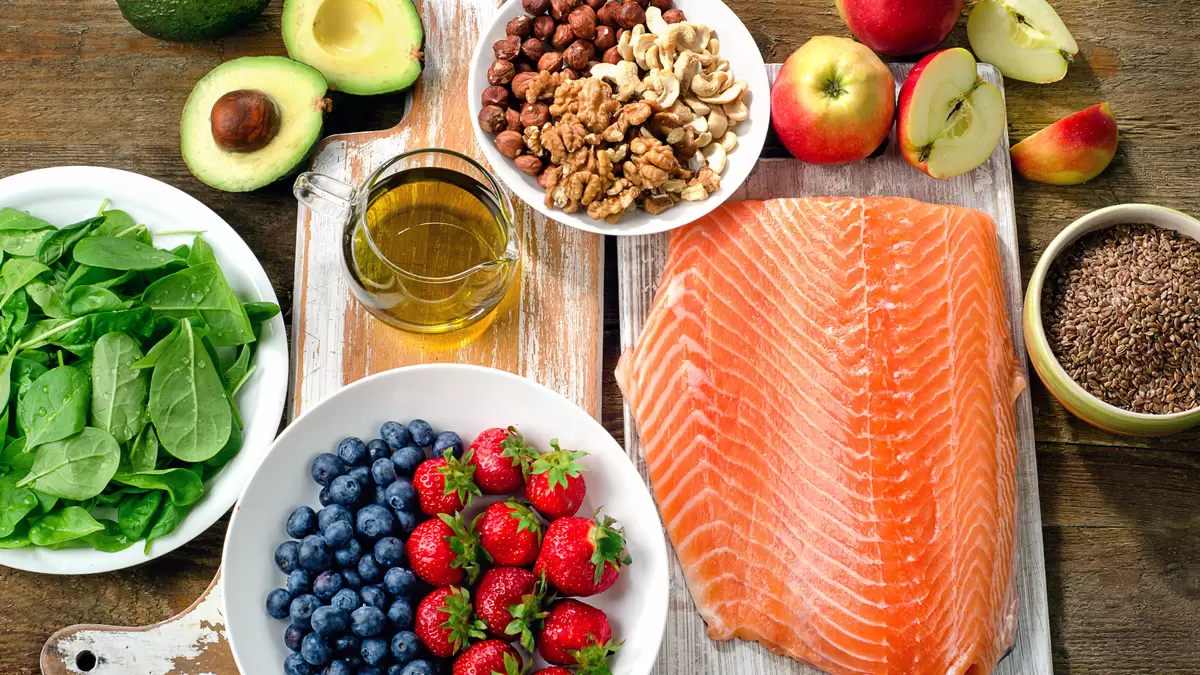 How to Lower Cholesterol with Food (What Really Works)