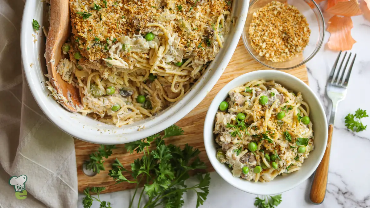 Healthy Chicken Tetrazzini Bake