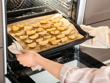 How to Cook Potatoes in the Oven: A Guide to Baking, Roasting, and More