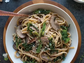 Broccoli Rabe and Mushroom Linguine