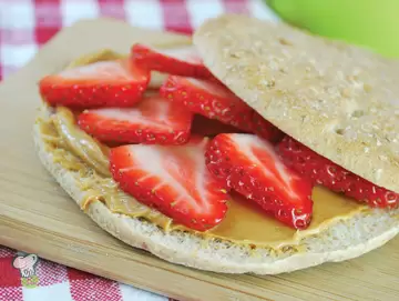 Peanut Butter and Berry Sandwich