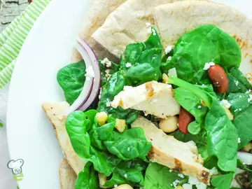 Roasted Chicken and Spinach Salad