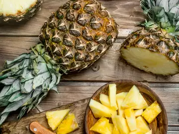 How to Cut a Pineapple