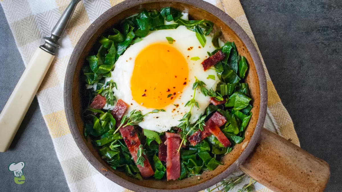 Heart Healthy Egg, Bacon and Grits Bowl