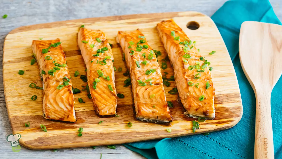 Healthy Thai Glazed Salmon