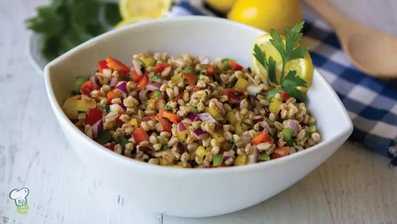Heart Healthy Bell Pepper and Farro Salad