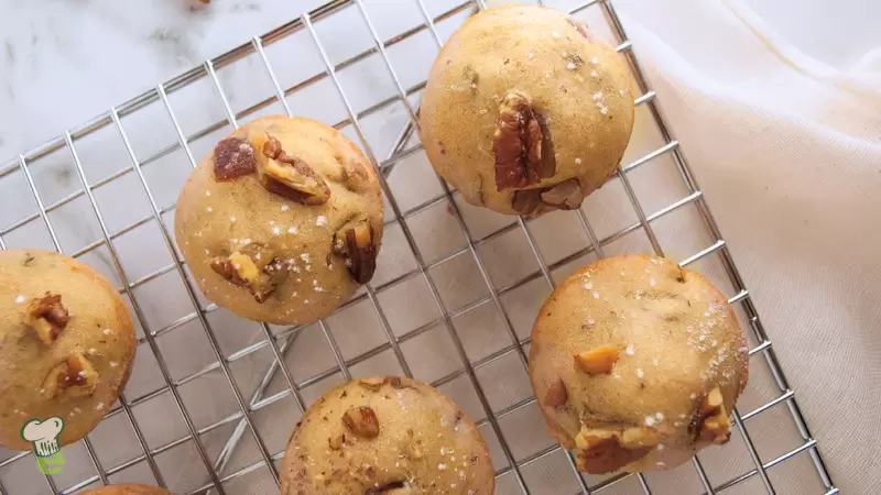 Heart Healthy Date Nut Muffins